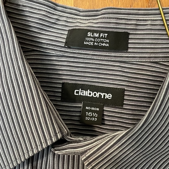 Mens Long Sleeve Dress Shirt, Size 16 1/2 , 32/33, Navy/grey pinstripe pattern - Picture 2 of 6